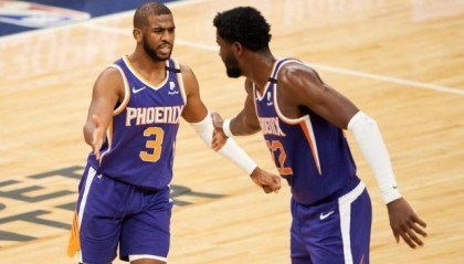 99贵宾会平台-21+21！艾顿高效统治内线 无奈末节再度沦为看客